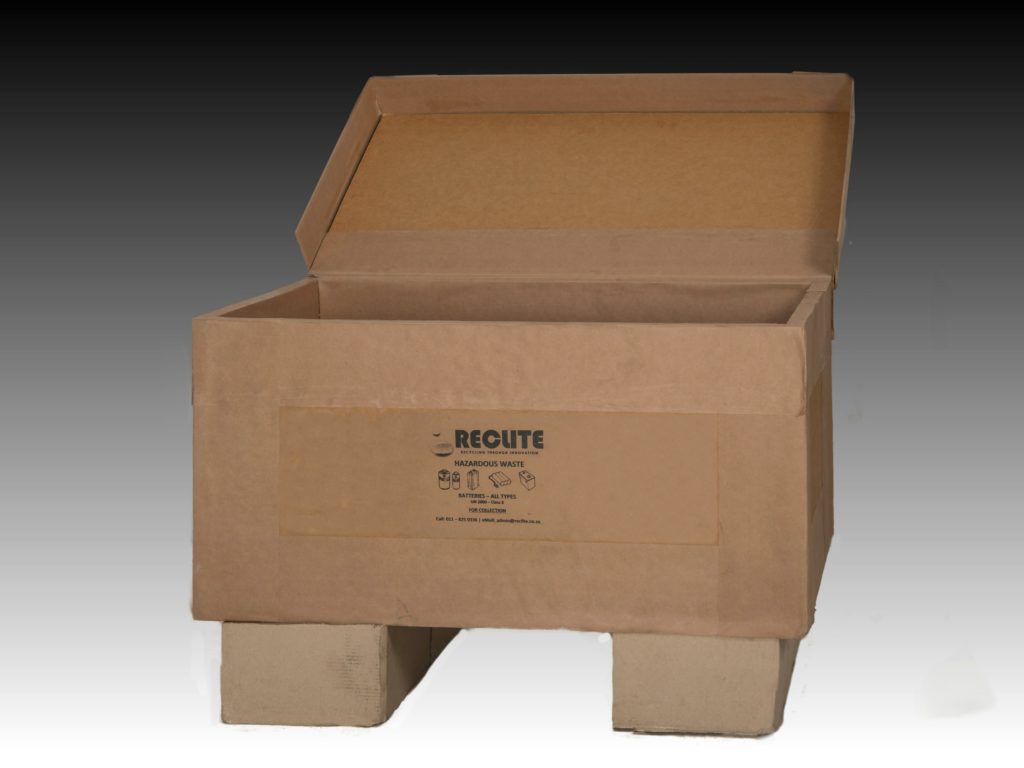 Reinforced cardboard containers